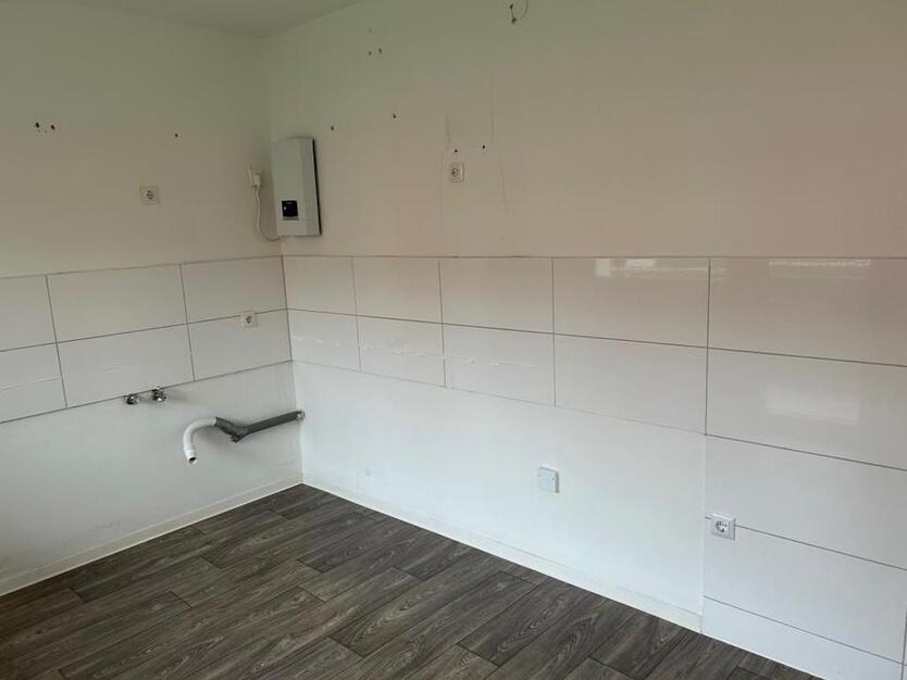 ...-frühstücken auf dem Balkon-EG,3 Zimmer, Keller zimmer