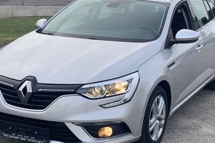 Renault Megane 80.900 km 14.900 € Werl/Westfalen 59457