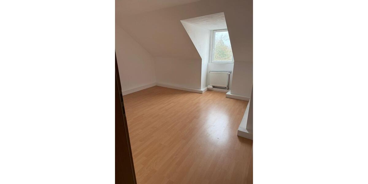 Etagenwohnung Kamen - 5 Zimmer, 120 m&sup2;, 950&euro; | Angebot:24831800