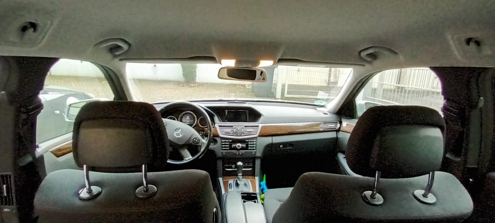Mercedes-Benz E 200 177.000 km 12.500 € Gelsenkirchen 45879