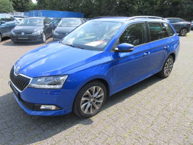 Fabia CLEVER Combi 1.0 TSI DSG NAVI AHK ALU APS SI