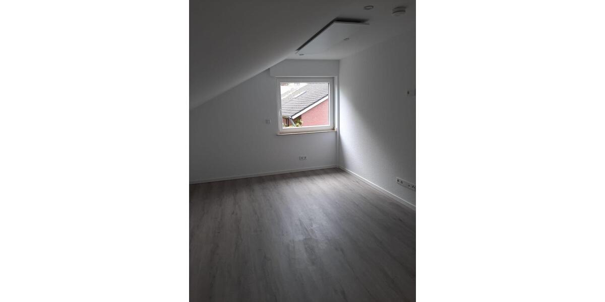 Dachgeschoßwohnung Lüdinghausen - 3 Zimmer, 68 m&sup2;, 825&euro; | Angebot:24786704
