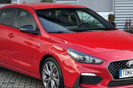 Hyundai i30 63.921 km 17.999 € Hamm 59075