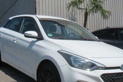 Hyundai i20 81.900 km 8.490 &euro; Herne 44653