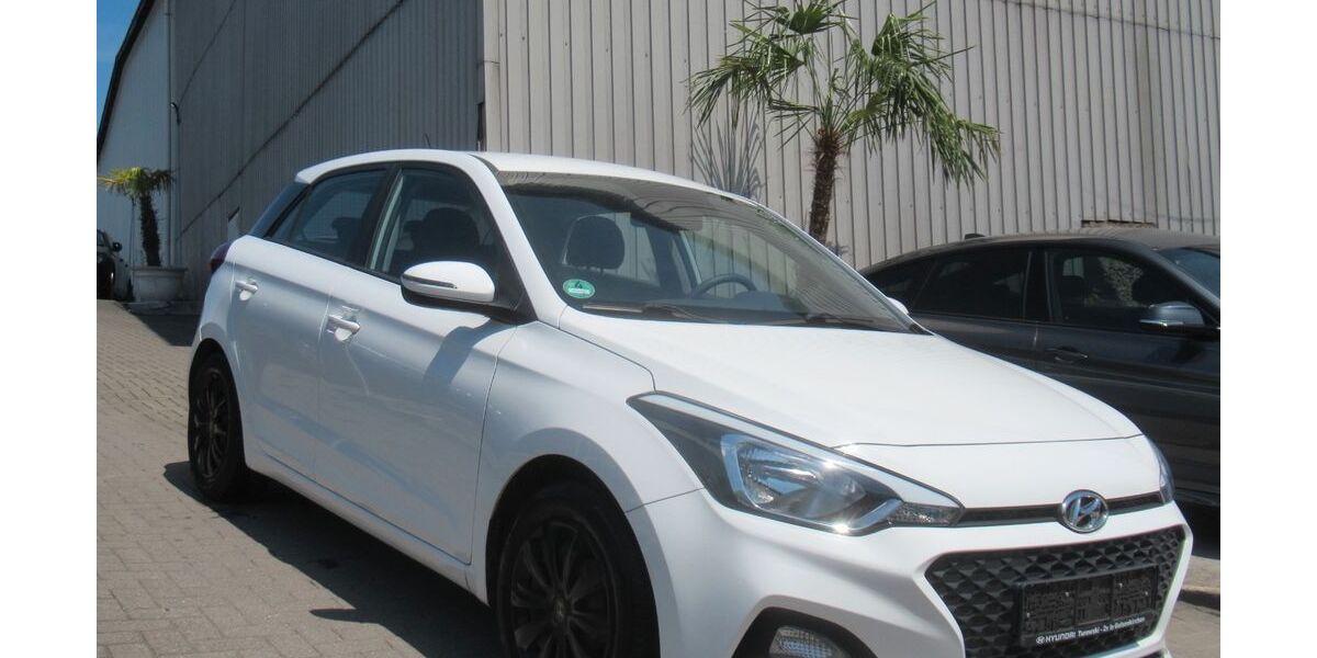 Hyundai i20 81.900 km 8.490 &euro; Herne 44653