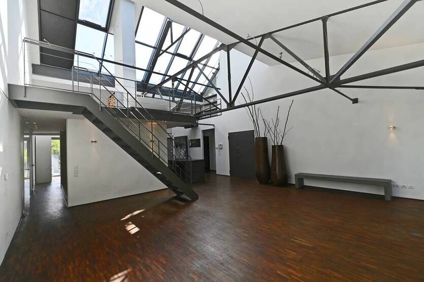 Industrie-Loft-Liebe! Stylische 180 m² mit Balkon & 2 Stellplätzen Nähe Siepental