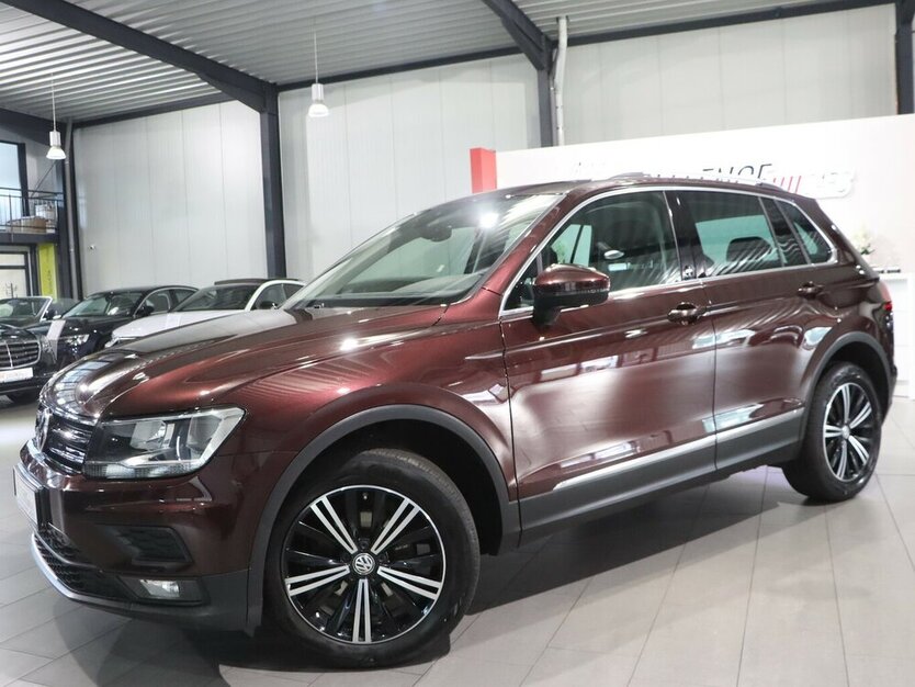 VW Tiguan 1.4 TSI DSG 4M SOUND / PANORAMA / AID 116.000 km 19.444 € Hamm 59077