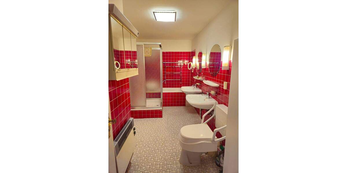 Bungalow Sprockhövel Haßlinghausen - 5 Zimmer, 146 m&sup2;, 349.000&euro; | Angebot:25747262