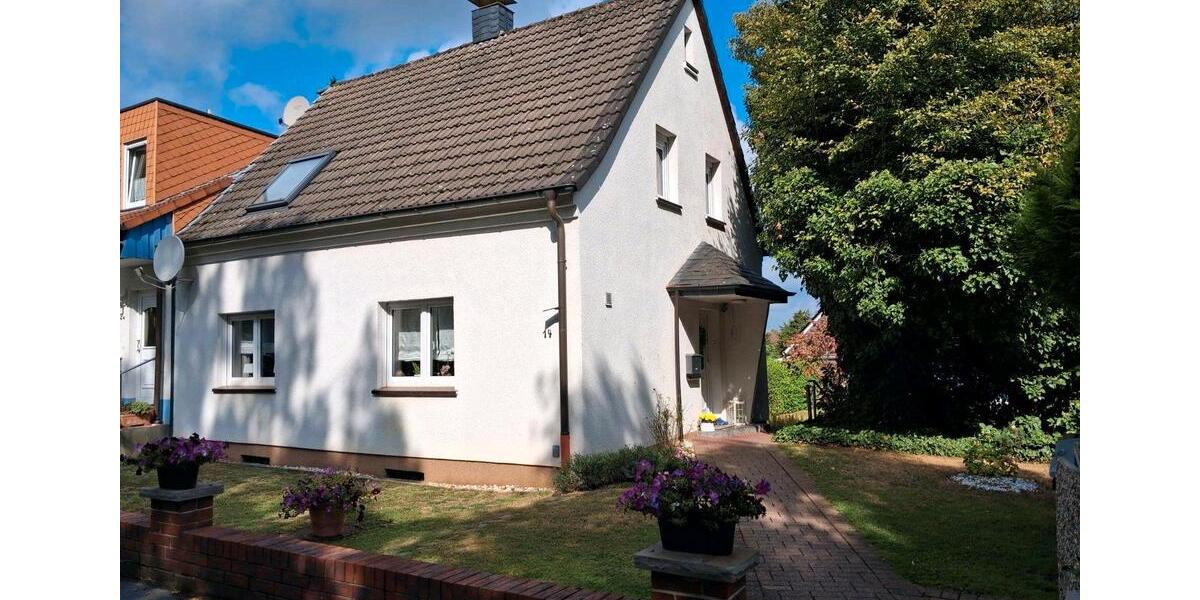 Einfamilienhaus Dortmund Brackel - 3.5 Zimmer, 88 m&sup2;, 380.000&euro; | Angebot:26754253