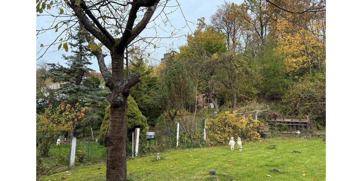 Reihenhaus Menden (Sauerland) - 6 Zimmer, 140 m&sup2;, 325.000&euro; | Angebot:24468870