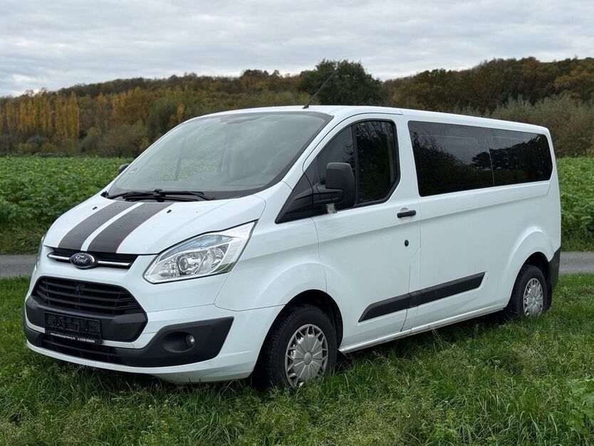 Ford Tourneo Custom 207.000 km 11.499 € Hamm 59077