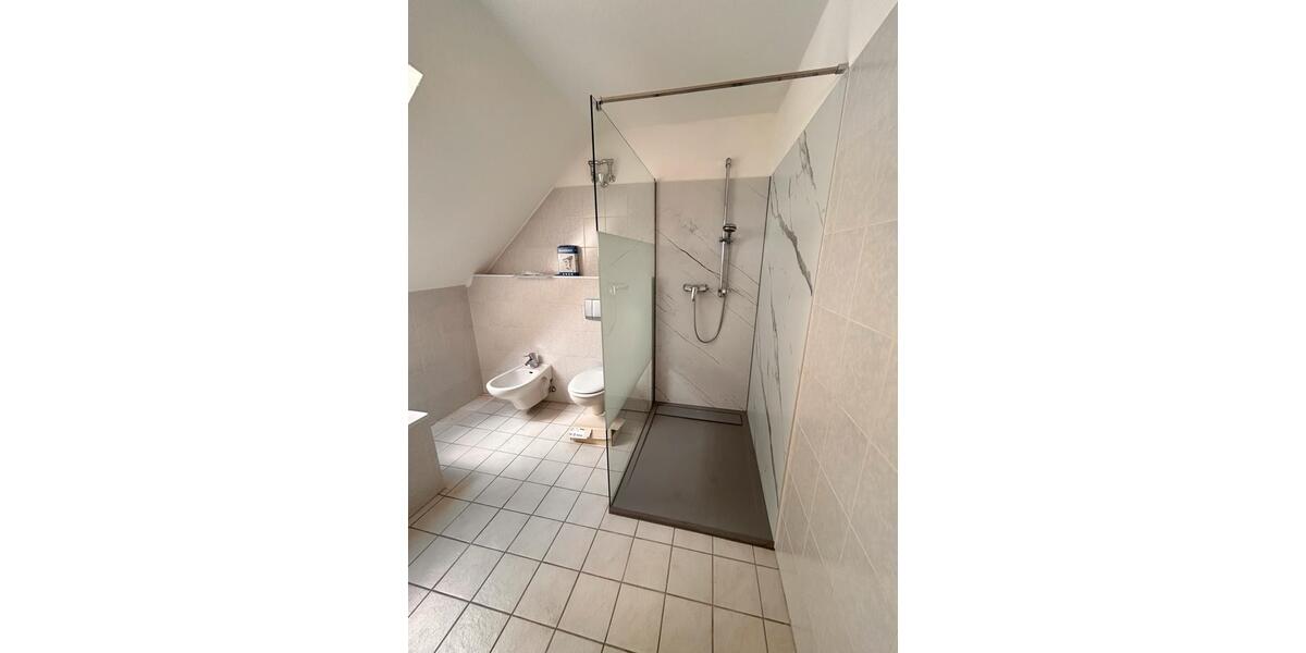 Doppelhaushälfte Holzwickede - 5 Zimmer, 130 m&sup2;, 365.000&euro; | Angebot:26901683