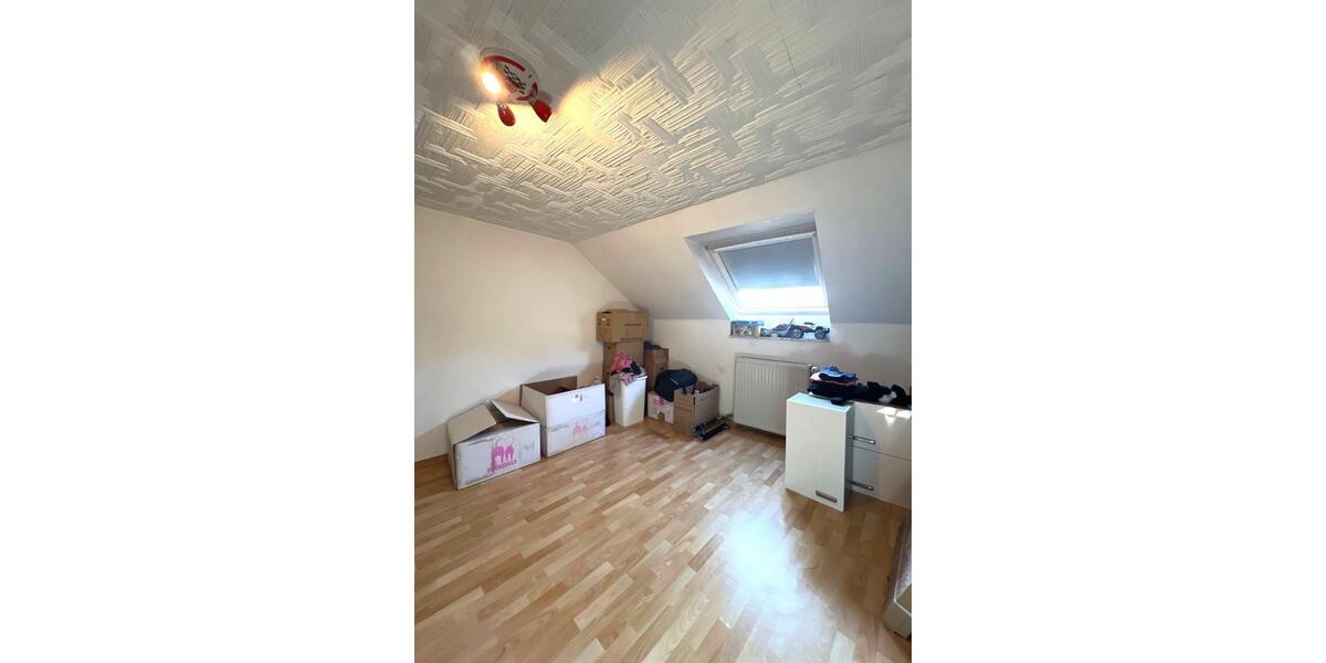 Etagenwohnung Dortmund Mengede - 3 Zimmer, 84 m&sup2;, 750&euro; | Angebot:25380344