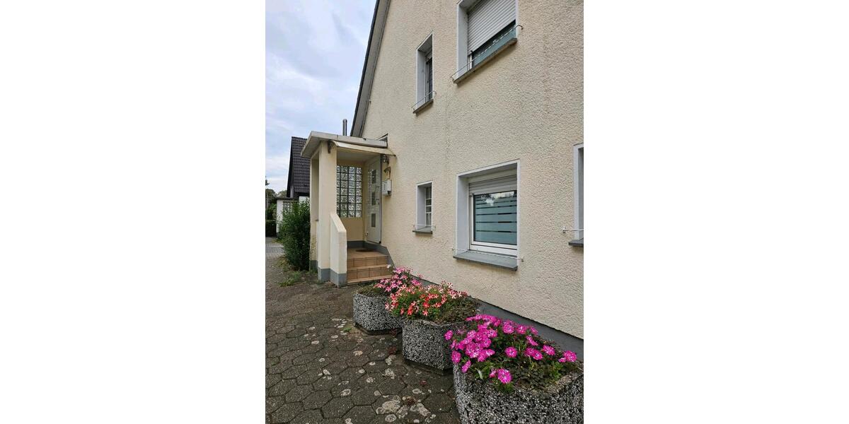 Reihenhaus Lünen - 6 Zimmer, 110 m&sup2;, 235.000&euro; | Angebot:27501266