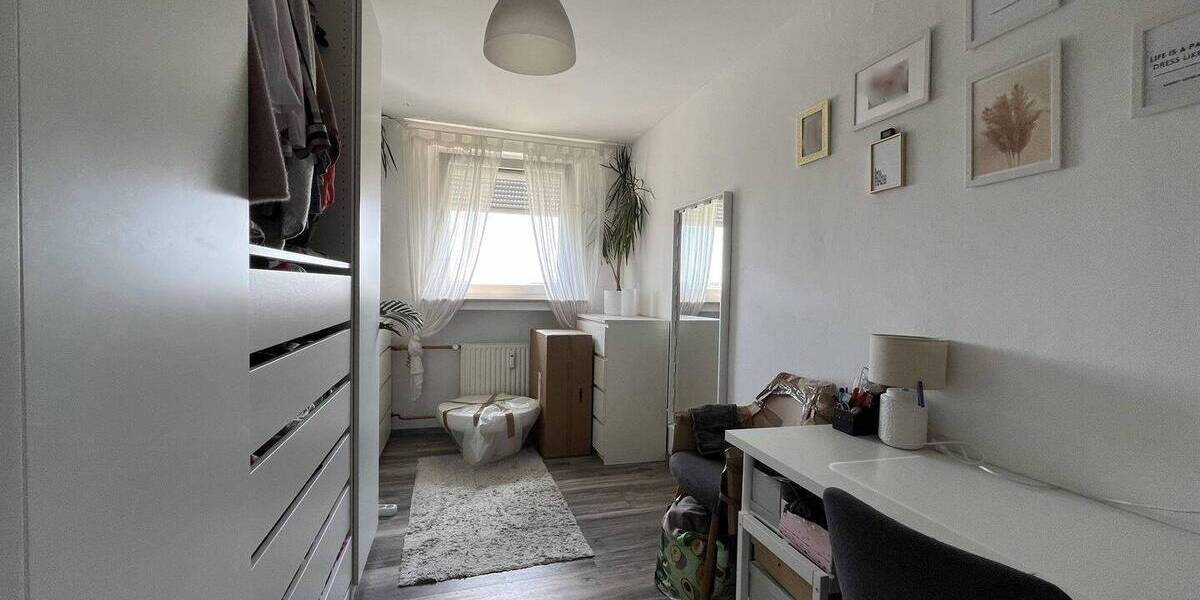 Etagenwohnung Bergkamen Mitte - 4 Zimmer, 97 m&sup2;, 140.000&euro; | Angebot:26886723