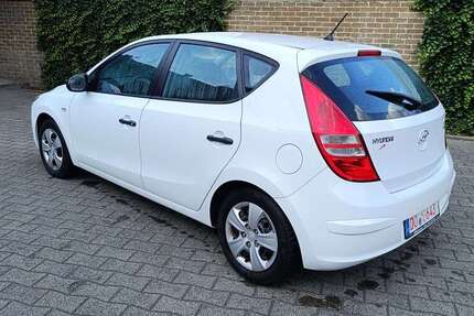 Hyundai i30 168.000 km 3.499 &euro; Dortmund 44147