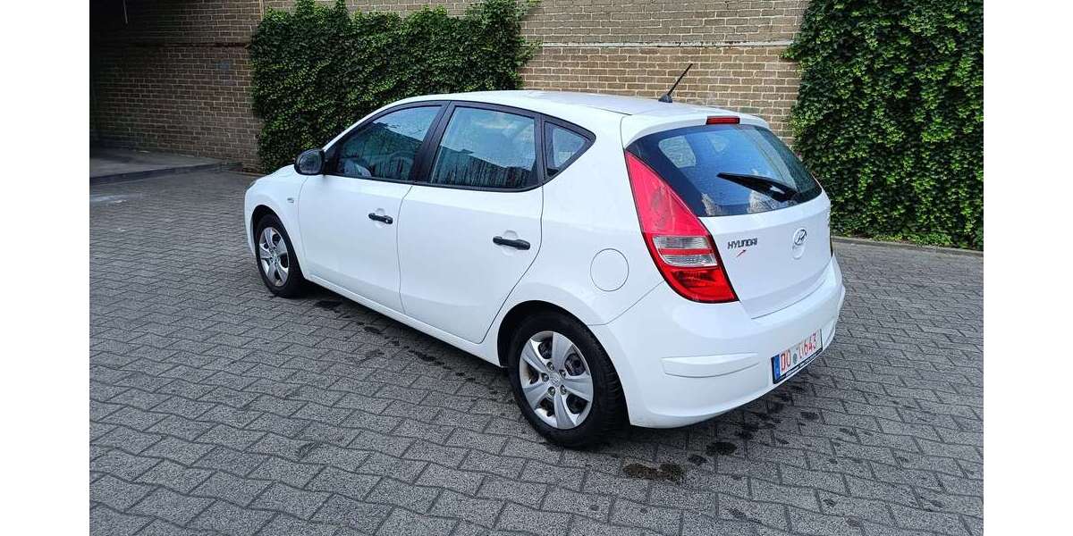 Hyundai i30 168.000 km 3.499 &euro; Dortmund 44147