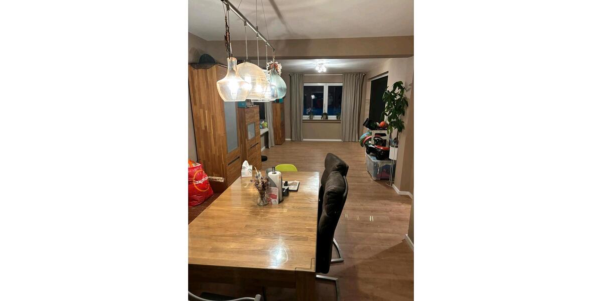 Einfamilienhaus Menden (Sauerland) - 5 Zimmer, 130 m&sup2;, 350.000&euro; | Angebot:27428752