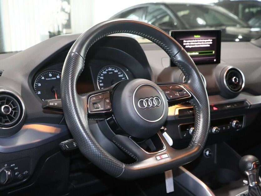 Q2 1.4 TFSI S-LINE SPORT LED / SCHÖNES FAHRZEUG