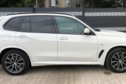 BMW X5 176.000 km 43.699 &euro; Dortmund 44379