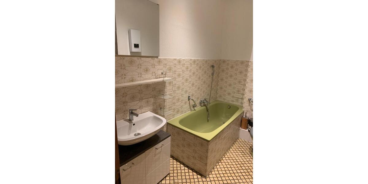 Etagenwohnung Dortmund Innenstadt Nord - 3 Zimmer, 90 m&sup2;, 530&euro; | Angebot:24803224