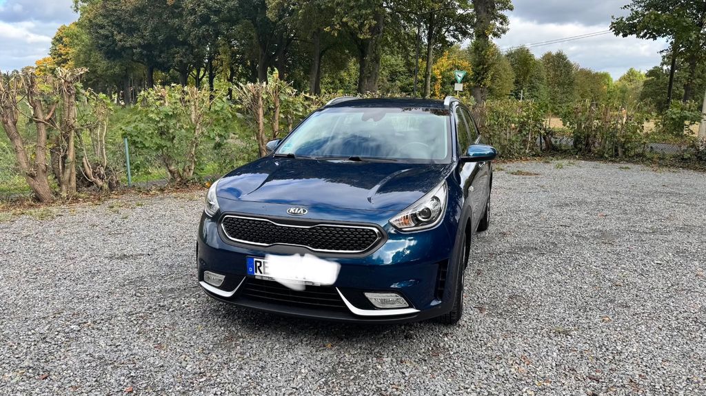 Kia Niro 119.000 km 14.350 &euro; Herten 45701