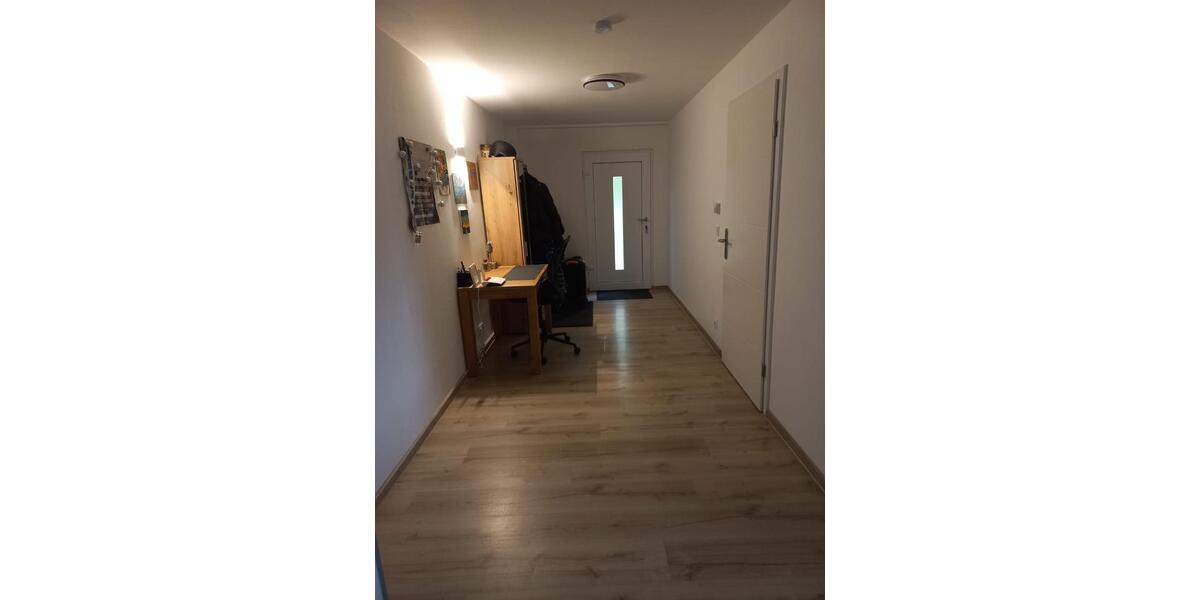 Wohnung mit Terrasse , Teilmöbliert 2 zimmer