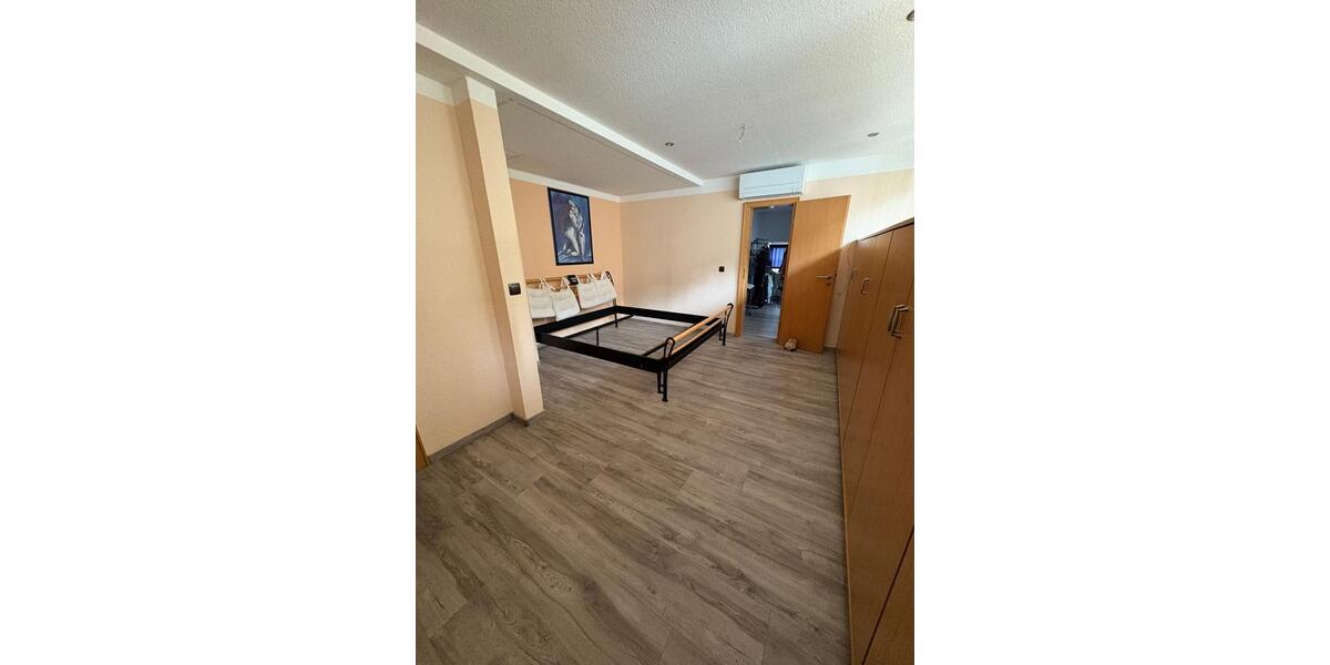 Dachgeschoßwohnung Hagen Hagen-Nord - 5 Zimmer, 120 m&sup2;, 900&euro; | Angebot:25146288