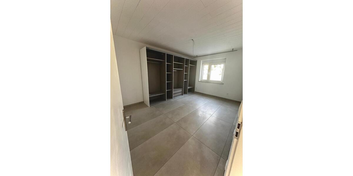 Erdgeschoßwohnung Castrop-Rauxel Bladenhorst - 2 Zimmer, 73 m&sup2;, 900&euro; | Angebot:24382843