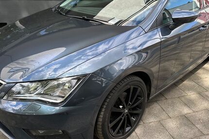 Seat Leon 89.213 km 12.950 &euro; Gelsenkirchen 45899