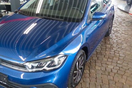 VW Polo 159.454 km 11.300 &euro; Gelsenkirchen 45888
