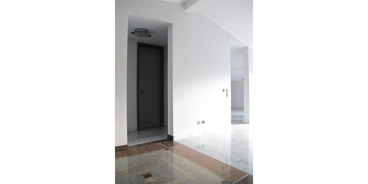 Dachgeschoßwohnung Hemer - 3 Zimmer, 80 m&sup2;, 880&euro; | Angebot:26255959