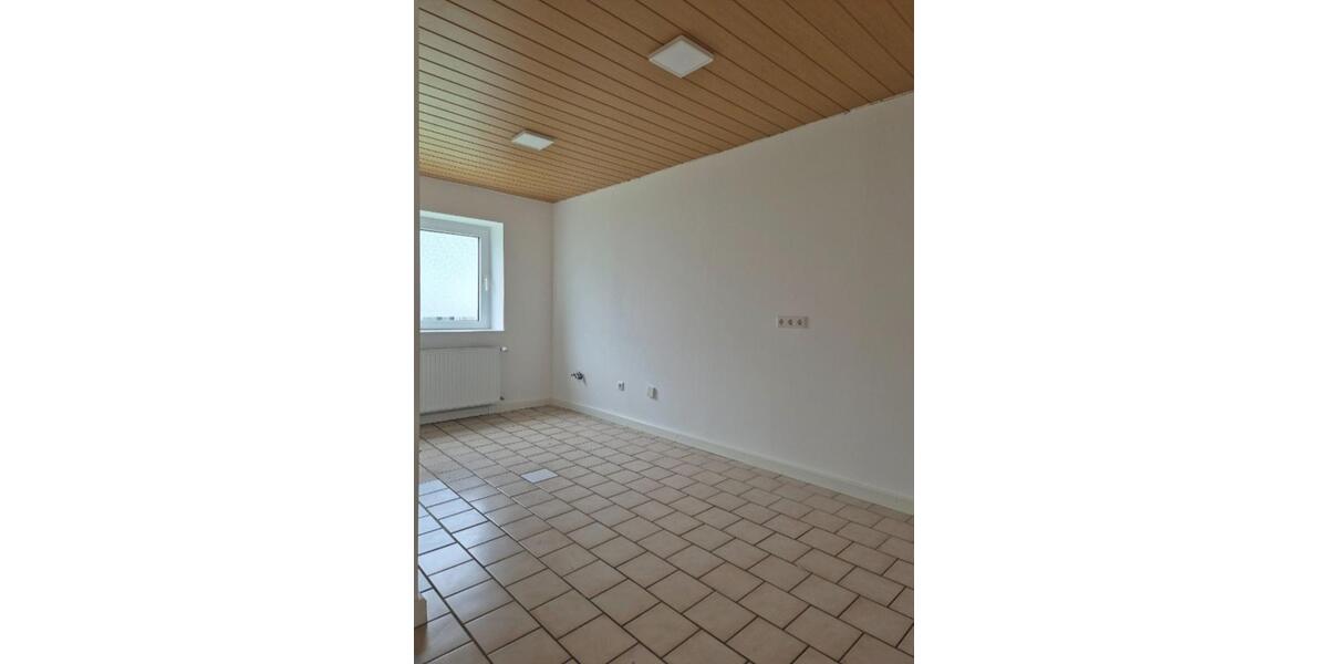 Etagenwohnung Schwerte - 4 Zimmer, 125 m&sup2;, 1.100&euro; | Angebot:26201619