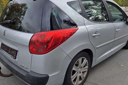 Peugeot 207 185.000 km 890 &euro; Gelsenkirchen 45889