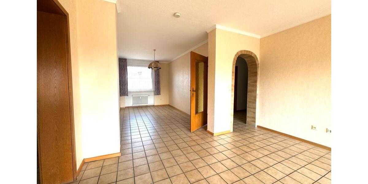 Etagenwohnung Dortmund Bövinghausen - 3.5 Zimmer, 92 m&sup2;, 179.000&euro; | Angebot:18477680