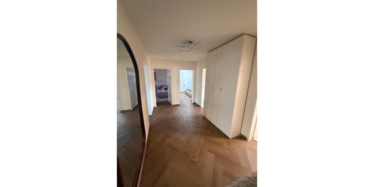 Dachgeschoßwohnung Herne Baukau - 3 Zimmer, 70 m&sup2;, 850&euro; | Angebot:24741265