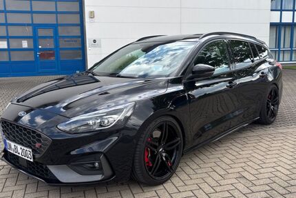 Ford Focus 77.000 km 22.500 &euro; Bönen 59199