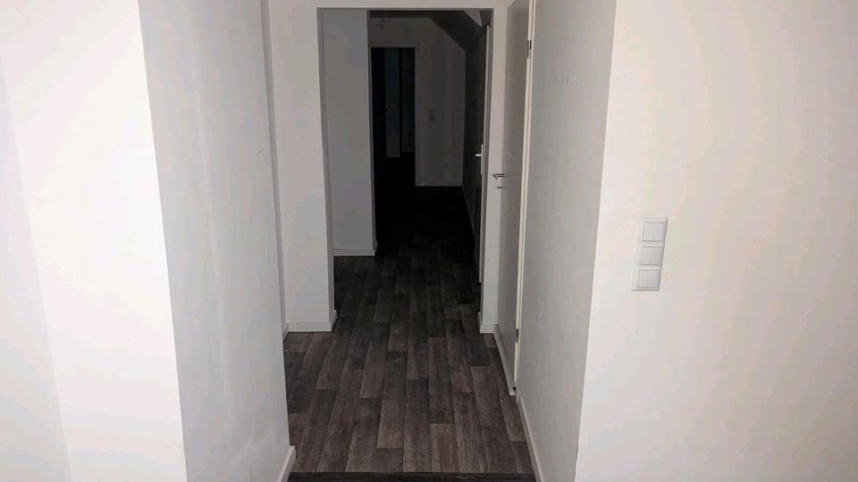 Dachgeschoßwohnung Herne Sodingen - 5 Zimmer, 119 m&sup2;, 200.000&euro; | Angebot:24817886