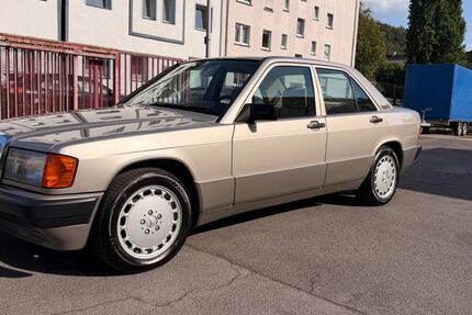 Mercedes-Benz 190 113.000 km 9.999 &euro; Ennepetal 58256