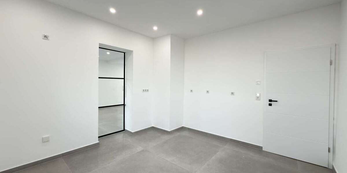 Kernsaniertes Einfamilienhaus auf großem Grundstück – Luxusausstattung & 4 Zimmer - Einfamilienhaus Dortmund Grevel | Angebot:25778941