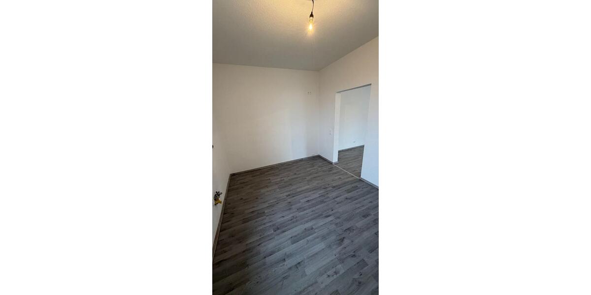 Terrassenwohnung Witten Rüdinghausen - 3 Zimmer, 100 m&sup2;, 1.300&euro; | Angebot:23713629