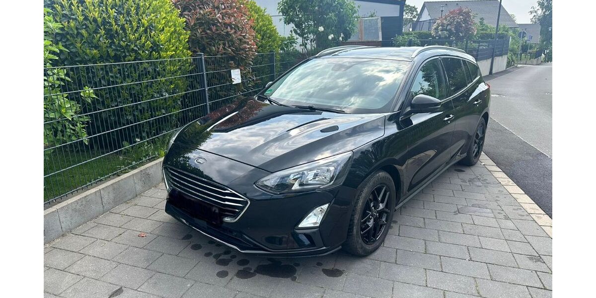 Ford Focus 135.106 km 12.400 &euro; Holzwickede 59439