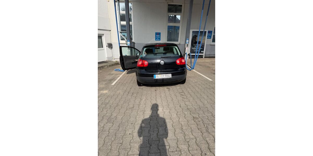 VW Golf 280.000 km 1.500 &euro; Iserlohn 58642