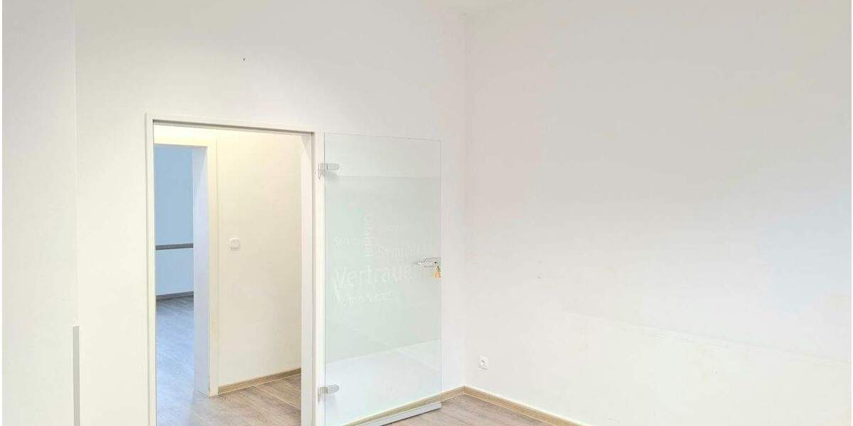 Herten-Zentrum. Büro- Praxisräume mit 4 Stellplätzen in zentraler Lage. - Gewerbeobjekt Herten Stadtmitte | Angebot:25631655