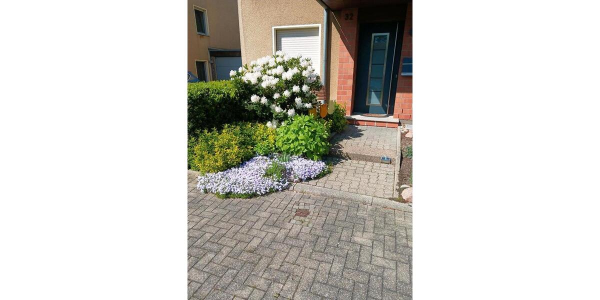 Doppelhaushälfte mit Garage 3 zimmer