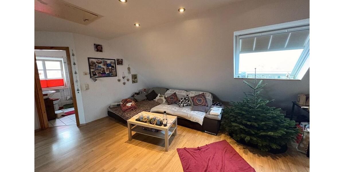 Dachgeschoßwohnung Wickede (Ruhr) - 2 Zimmer, 78 m&sup2;, 550&euro; | Angebot:24612903