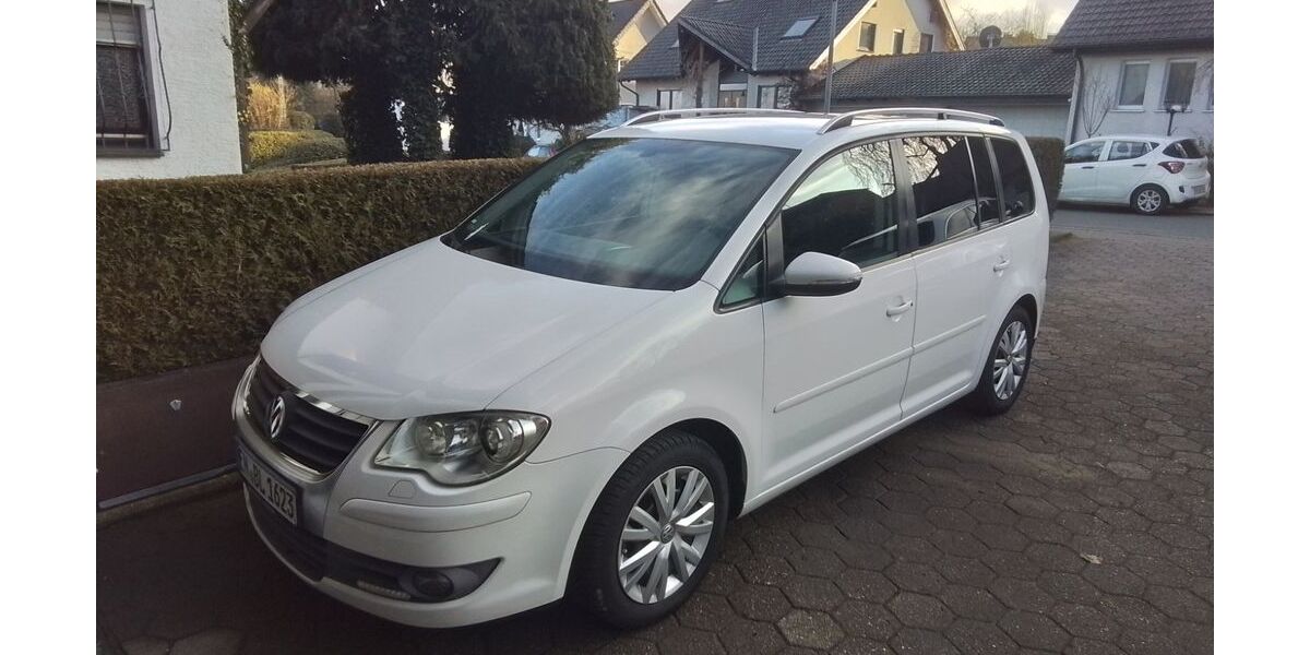 VW Touran 162.000 km 8.500 &euro; Hagen 58135