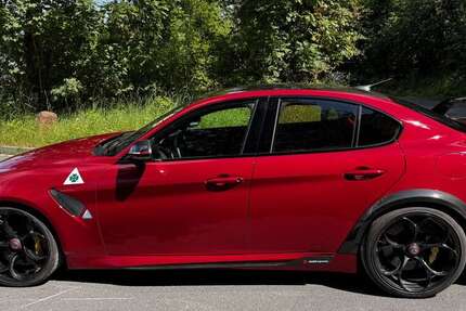 Alfa Romeo Giulia 21.500 km 161.200 € Arnsberg 59757