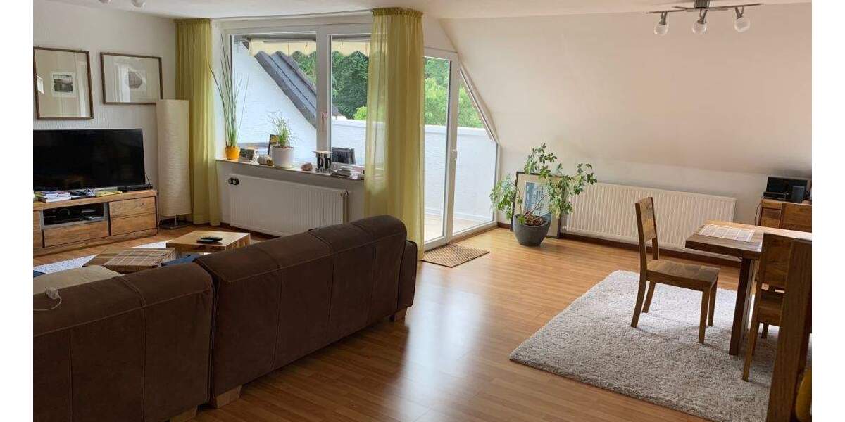 Dachgeschosswohnung mit Blick ins Grüne auf dem Höchsten 2 zimmer