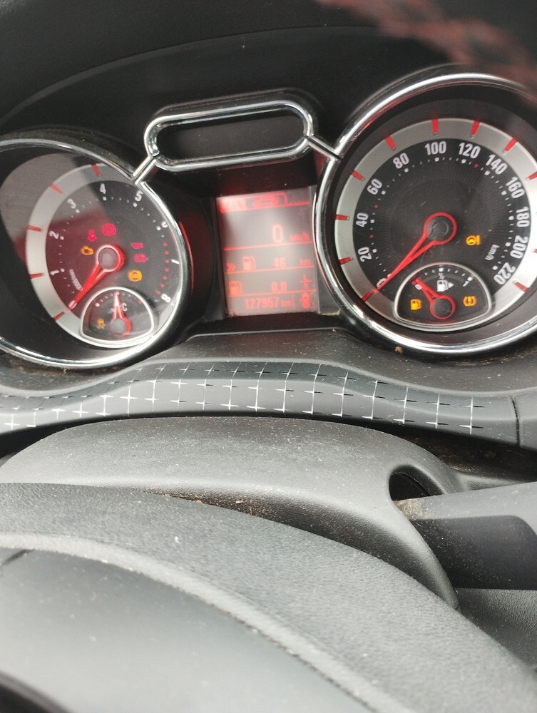 Opel Adam 127.000 km 5.100 € Hamm 59065